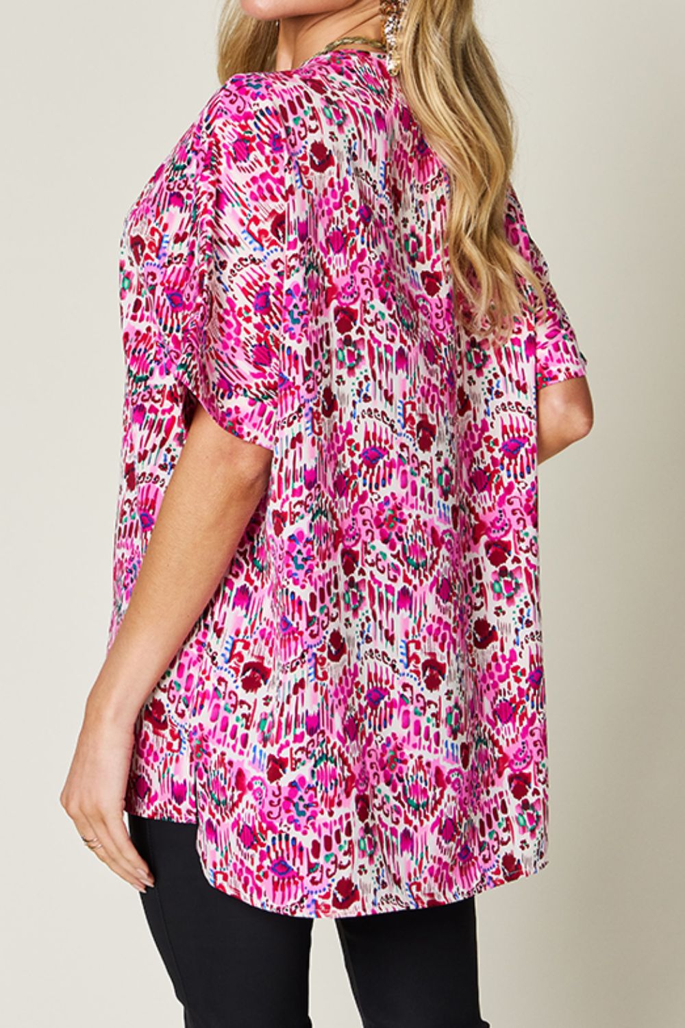 Double Take Full Size Printed V-Neck Short Sleeve Blouse Double Take Full Size Printed V-Neck Short Sleeve Blouse